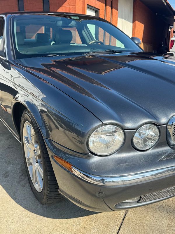 New International Auto Body Shop Image