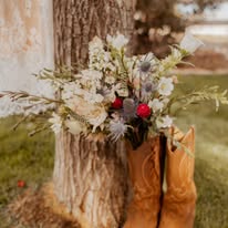 Liv Gracefully Blooms Image