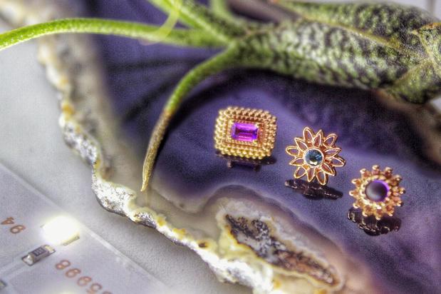 Images AHIMSA PIERCING STUDIO, FINE JEWELRY & MEDICAL AESTHETICS
