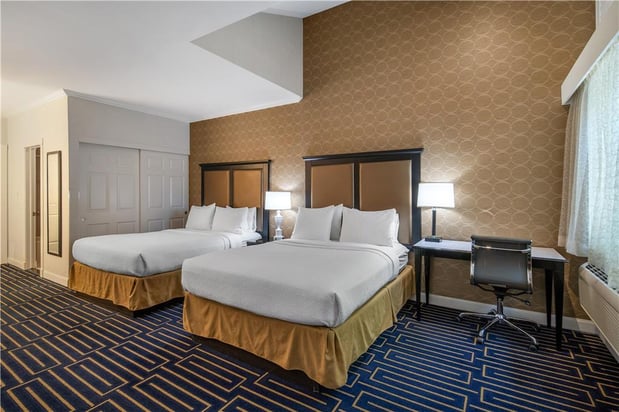 Images Best Western Plus Palm Court Hotel