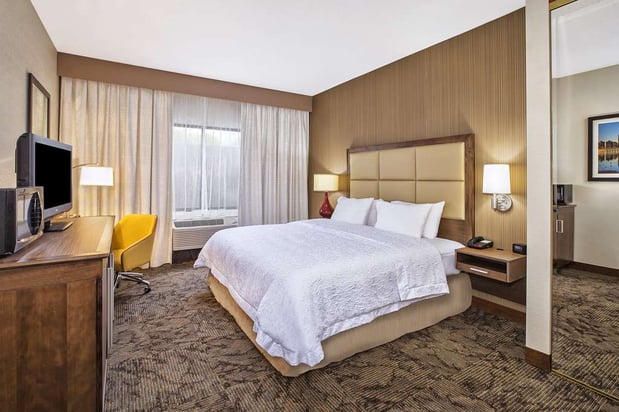 Images Hampton Inn Detroit/Belleville-Airport Area