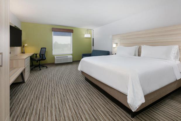 Images Holiday Inn Express Hillsboro I-35, an IHG Hotel