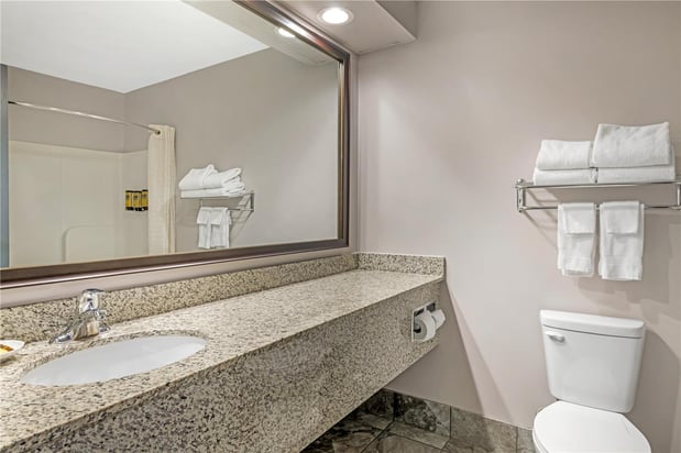 Images Best Western Plus Eau Claire Conference Center