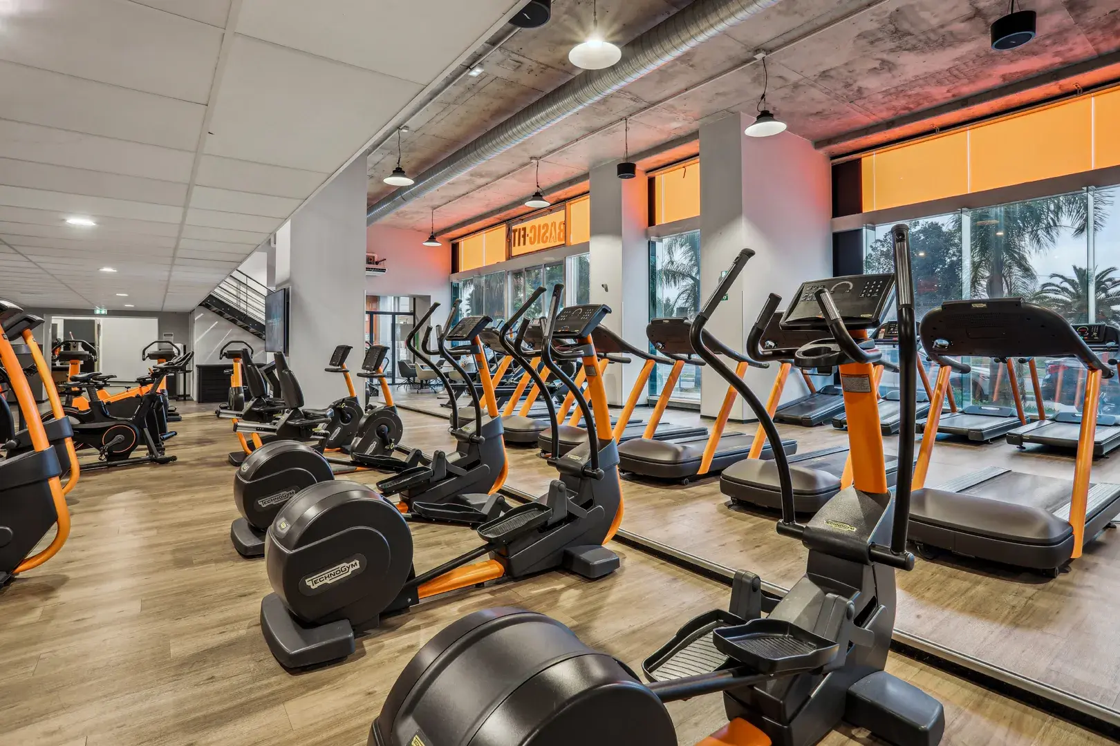 Images Basic-Fit 24/7