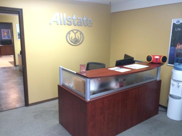 Images Paul Shields: Allstate Insurance