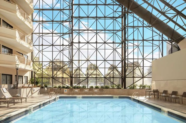Images DoubleTree by Hilton Hotel Newark Airport