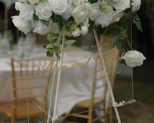 Images Selam’s Bakery, and Decor