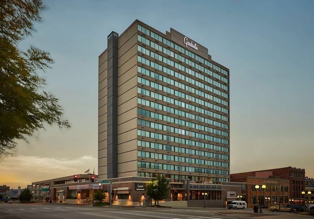 Images Graduate by Hilton Lincoln
