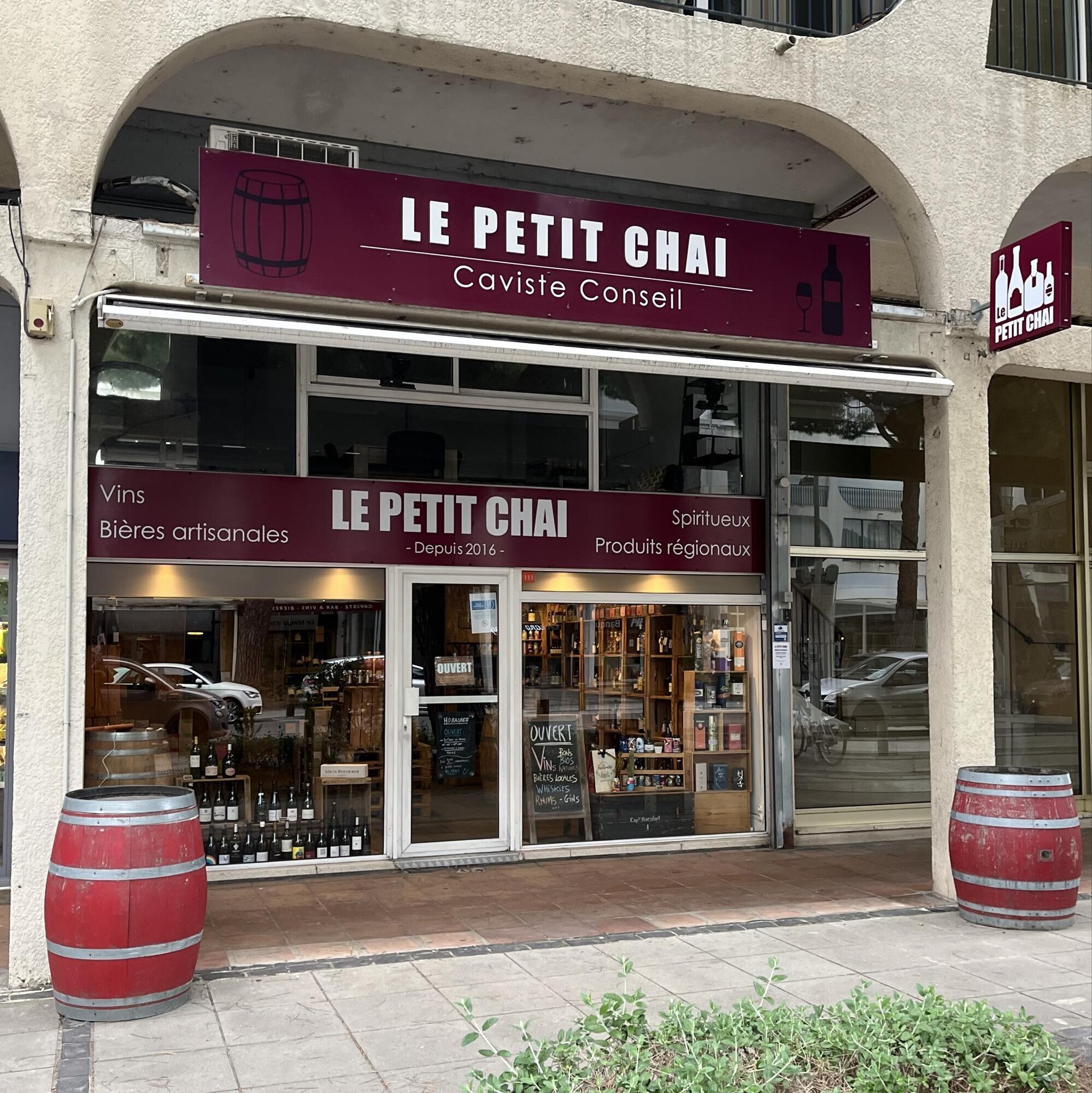 LE PETIT CHAI