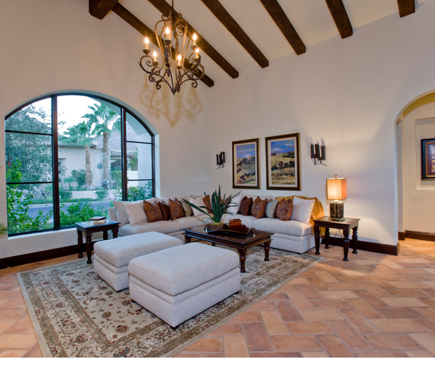 Images Tetyana Hanna, Sarasota Real Estate Agent 〡 KW Coastal Living III