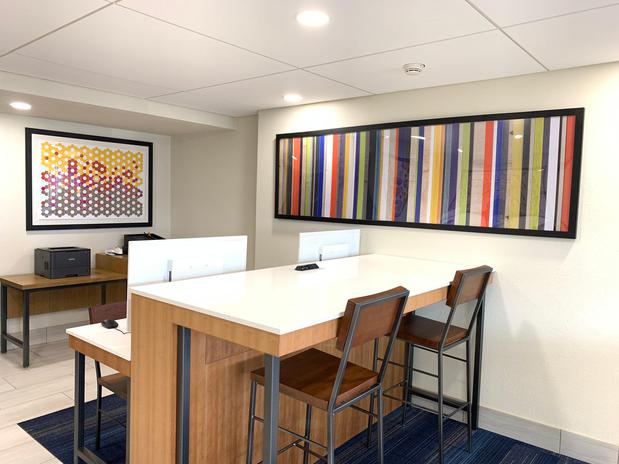 Images Holiday Inn Express Allentown North by IHG