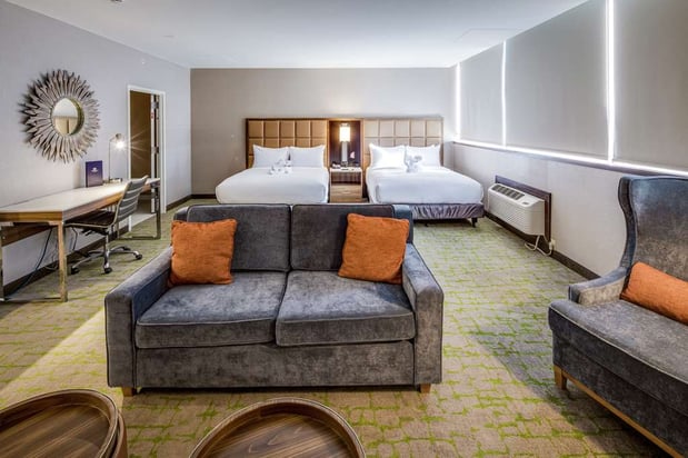 Images DoubleTree by Hilton Huntington