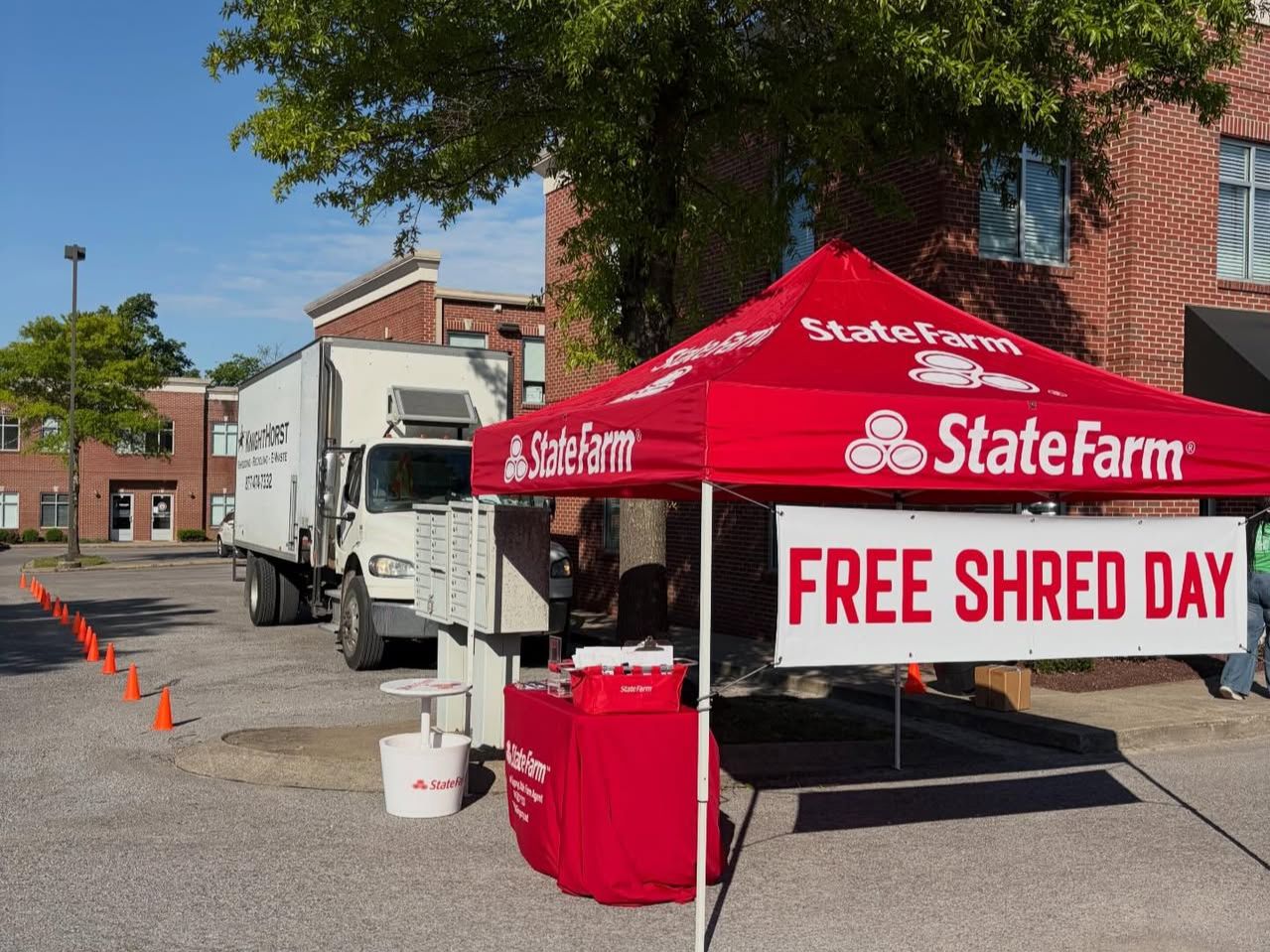 We had a great turnout at our Shred Day event in our Gallatin office. It was wonderful seeing so many members of our community stop by. Thank you to everyone who came out and helped make the event a success!
