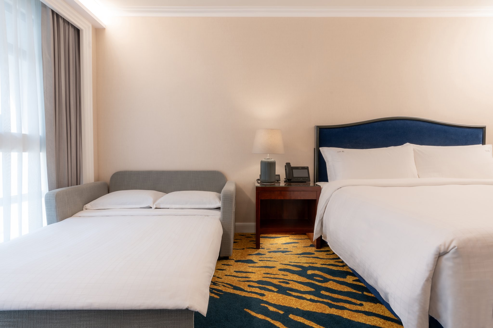 Images Holiday Inn Golden Mile Hong Kong by IHG