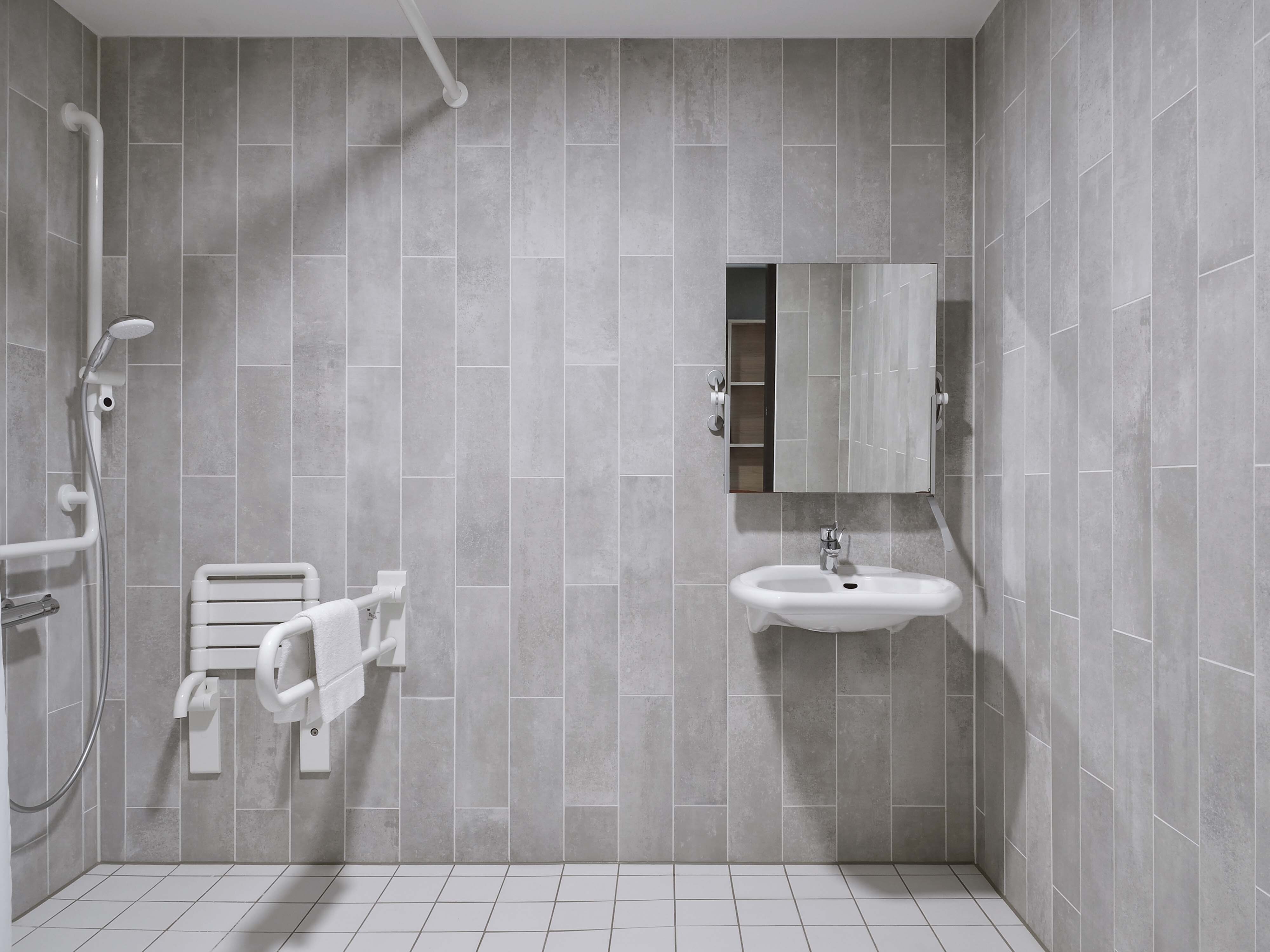 Bilder B&B HOTEL Mannheim-Neuostheim