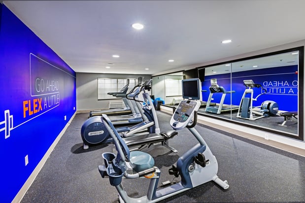 Images Holiday Inn Express & Suites Tulsa S Broken Arrow Hwy 51 by IHG