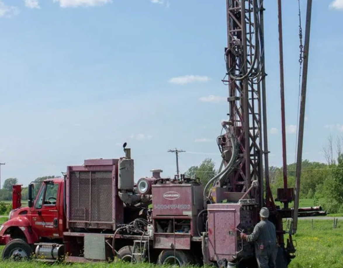 Images Aqua-Pro Électrique Inc - Forage de puits, Pompe à eau