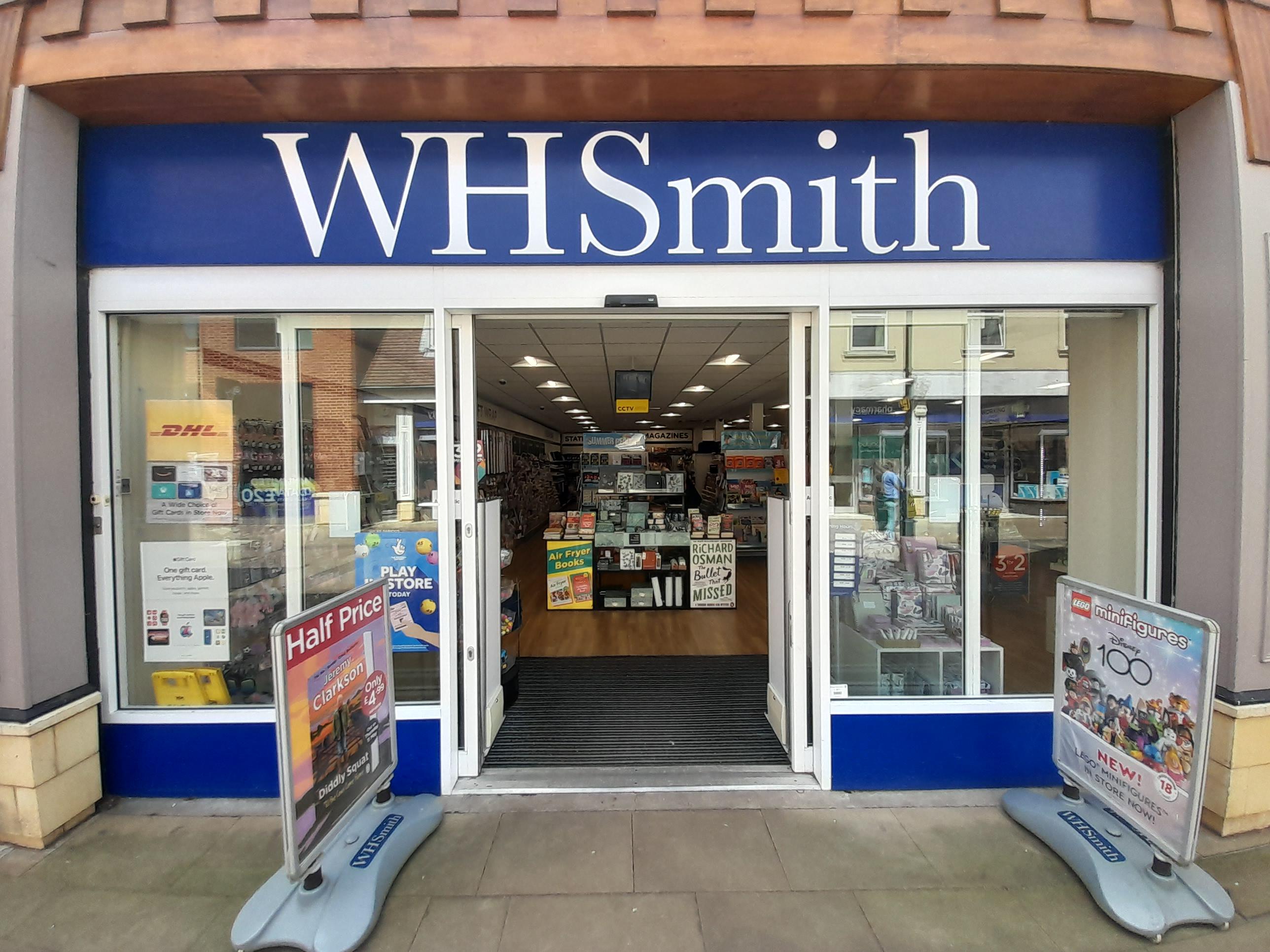 Images DHL Express Service Point (WHSmith Abingdon)