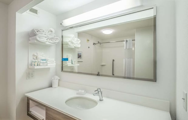 Images Hampton Inn Waterville