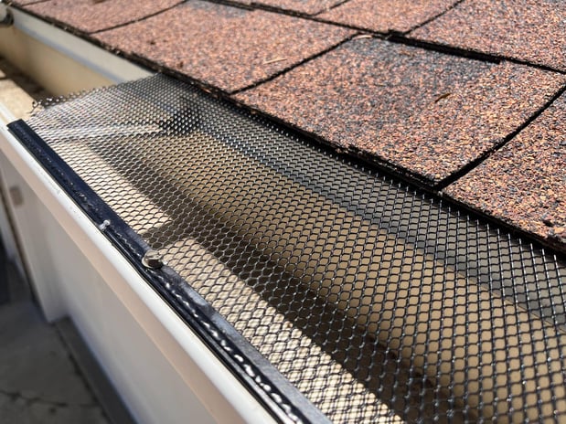 Images Curry's Custom Cut Gutter