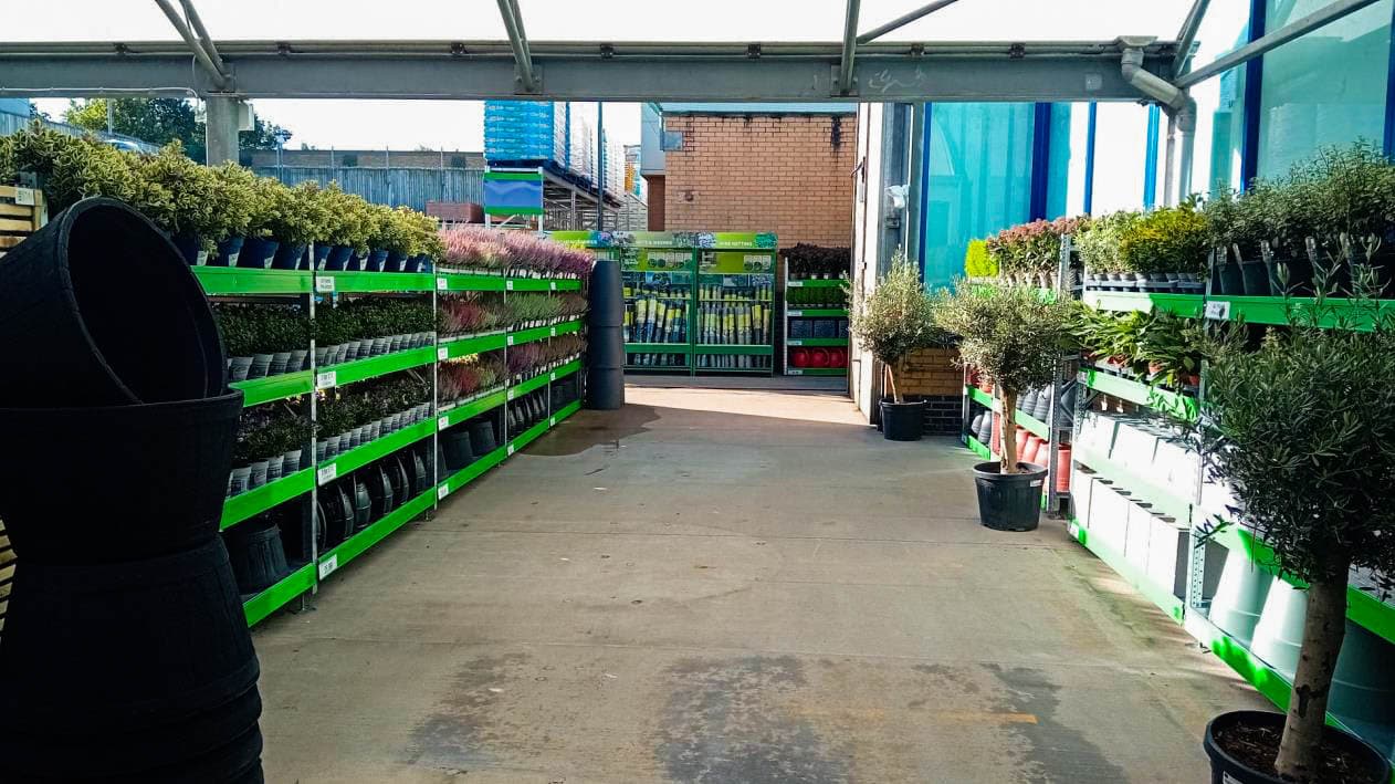 Images B&M Home Store with Garden Centre