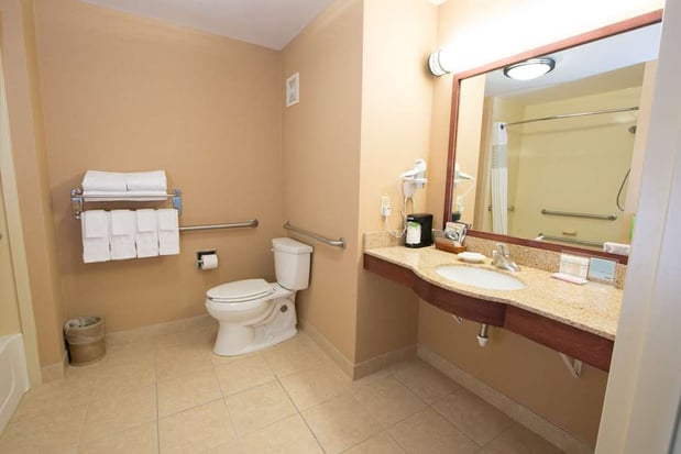 Images Hampton Inn Bismarck North