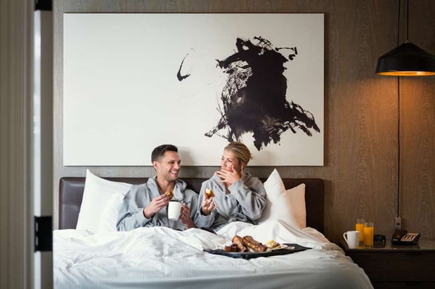 Images The Logan Philadelphia, Curio Collection by Hilton