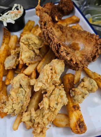 Images Holden Oversoul Kitchen & Oyster Bar