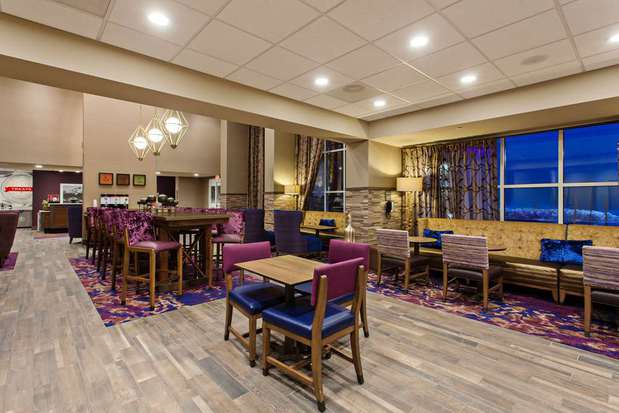 Images Hampton Inn & Suites Leavenworth