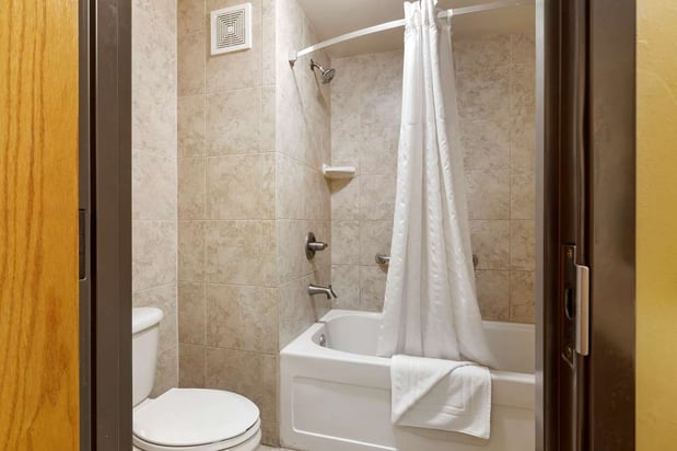 Images Best Western Plus Swiss Chalet Hotel & Suites