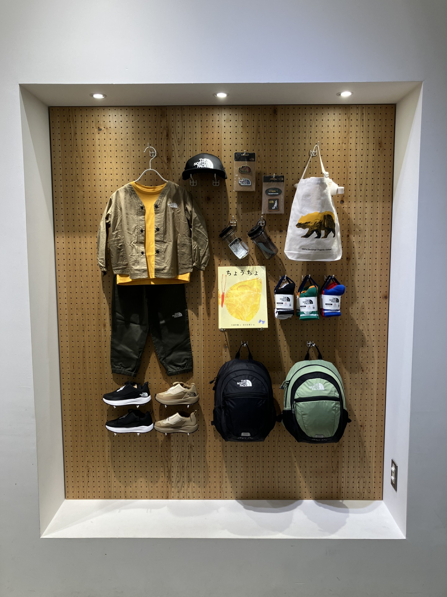 Images THE NORTH FACE/HELLY HANSEN  kids (ザ・ノース・フェイス / ヘリーハンセン キッズ) ららぽーと愛知東郷