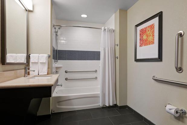 Images Staybridge Suites Washington D.C. - Greenbelt, an IHG Hotel