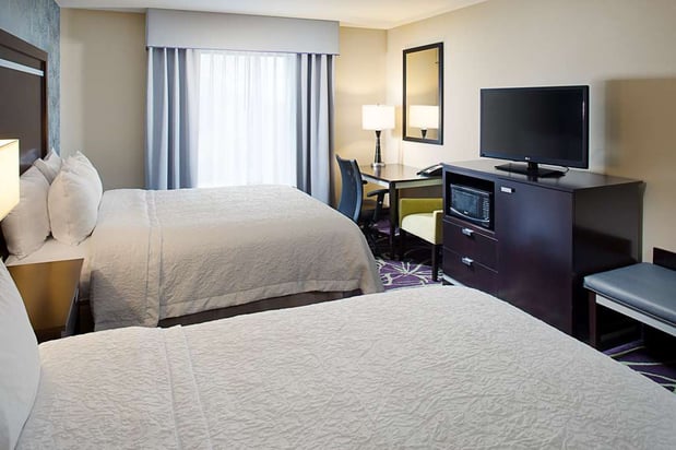 Images Hampton Inn & Suites Lansing West