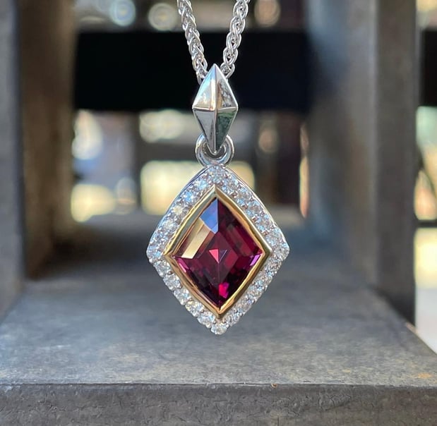 Images Underwoods Fine Jewelers