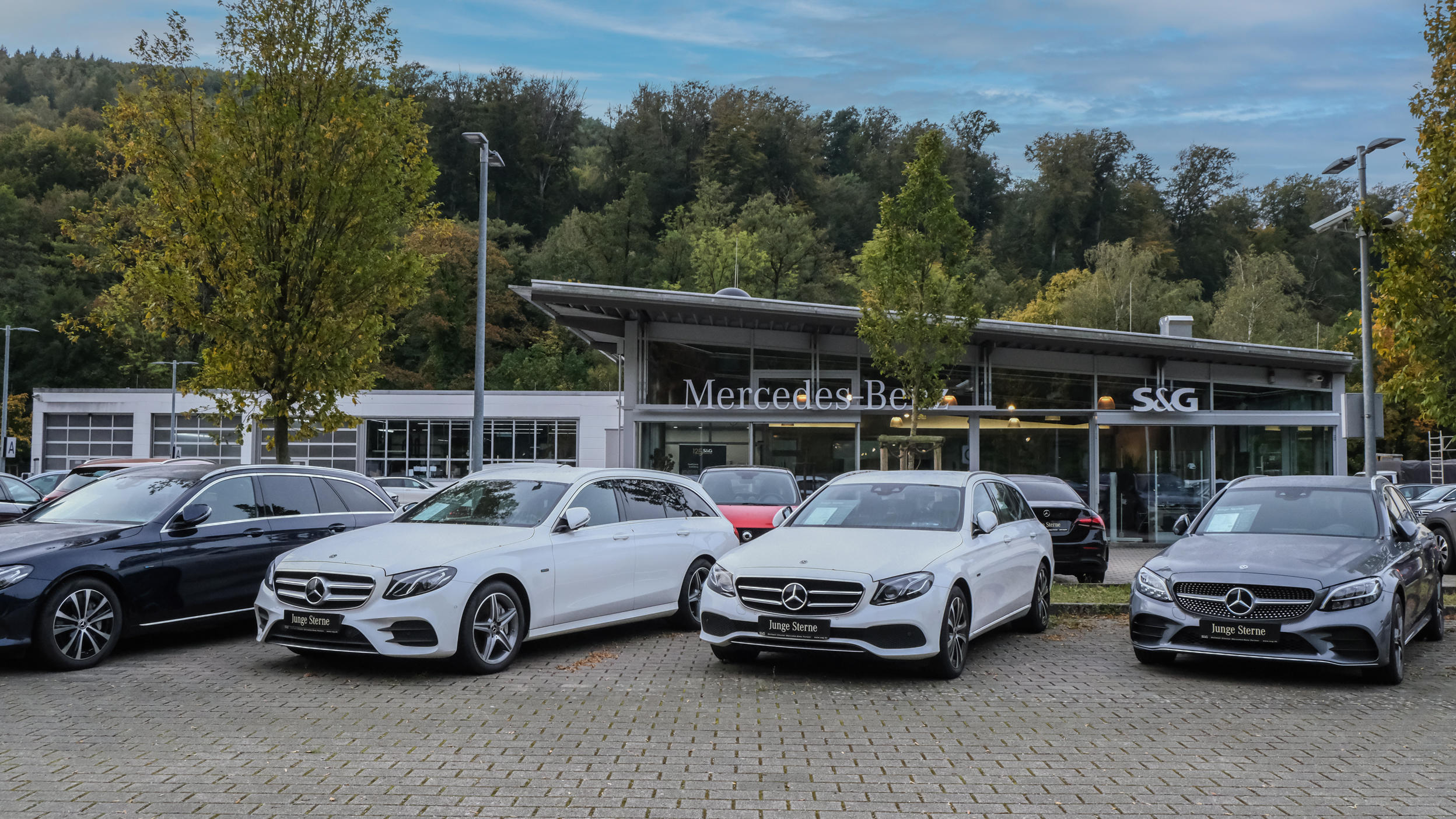 Bilder Mercedes-Benz S&G Automobil AG Ettlingen