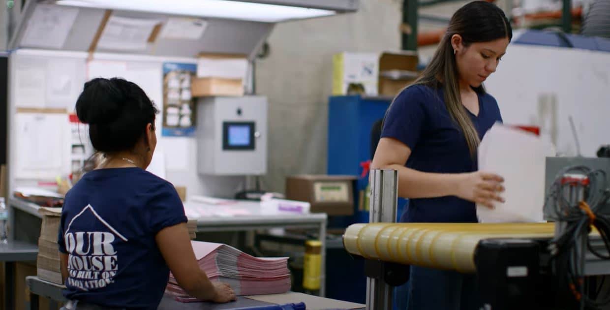 Chicago Tag & Label Image