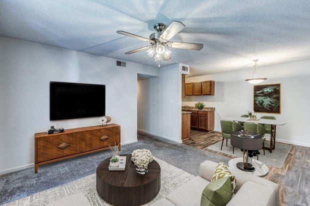 Images Forestbrook Apartments & Townhomes
