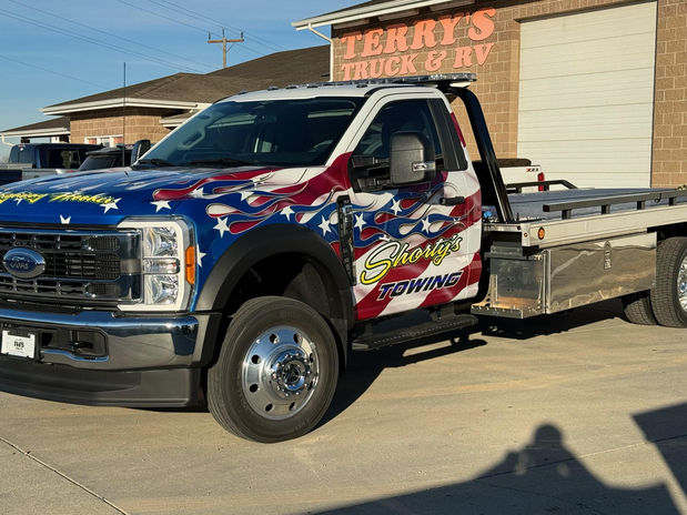 Images Shorty's Towing