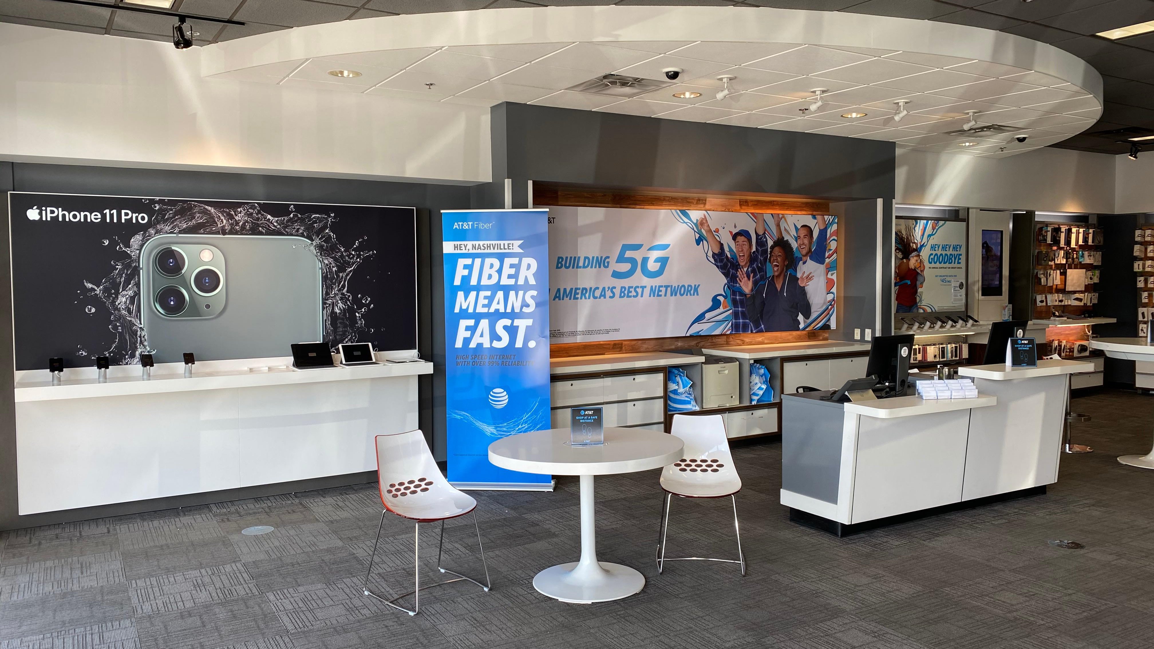 AT&T Store Photo