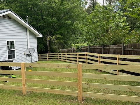 Images Superior Fence & Rail