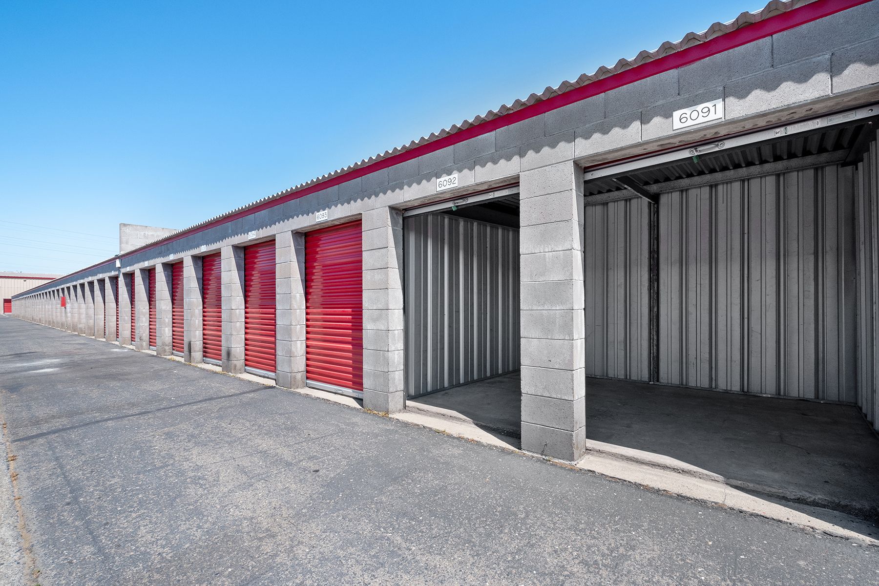 Drive up storage units in Sacramento, CA at Security Public Storage on Power Inn Rd.