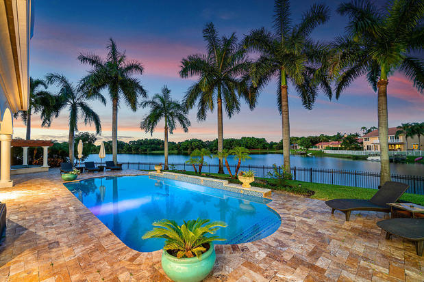 Images Alex Mendel of The Mendel Group | Keller Williams Realty - Local Boca Raton and Delray Beach Real Estate Agent