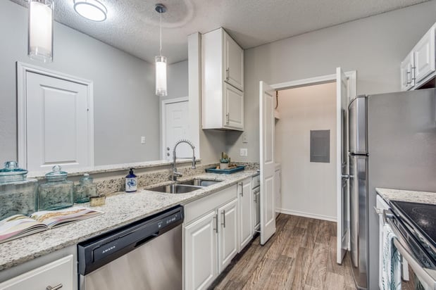Images Estates at Las Colinas