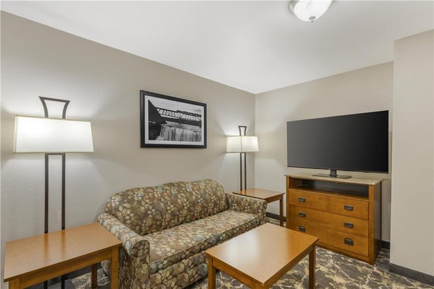 Images Best Western Plus Riverfront Hotel and Suites