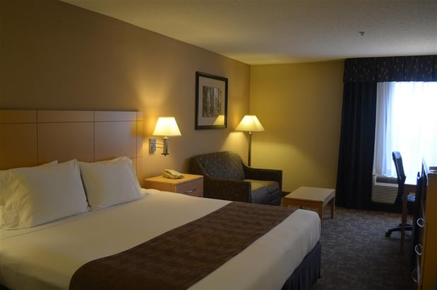 Images SureStay Plus by Best Western Roanoke Rapids I 95