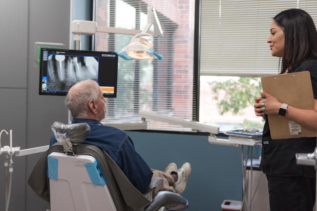 Images Zak Dental - Temecula