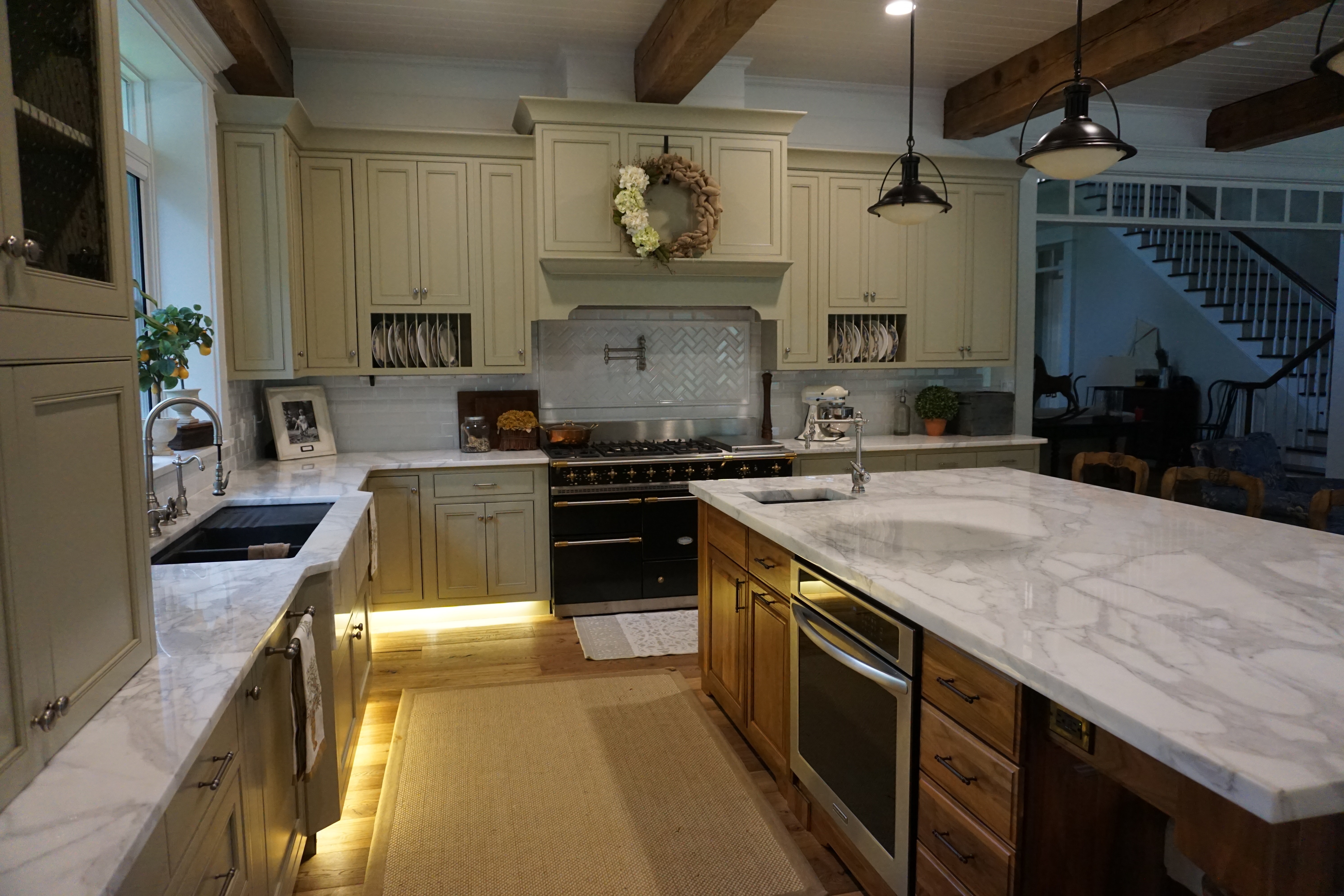 Menzie Flooring Stone Co 16575 Commercial Ave Baton Rouge La 16575 Commercial Ave Baton Rouge La