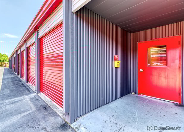 Images CubeSmart Self Storage