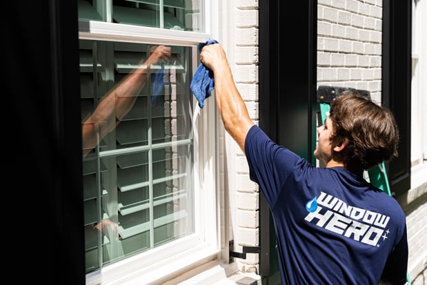 Images Window Hero Charlotte