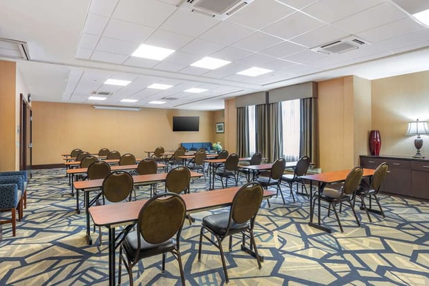 Images Best Western Plus University Park Inn & Suites